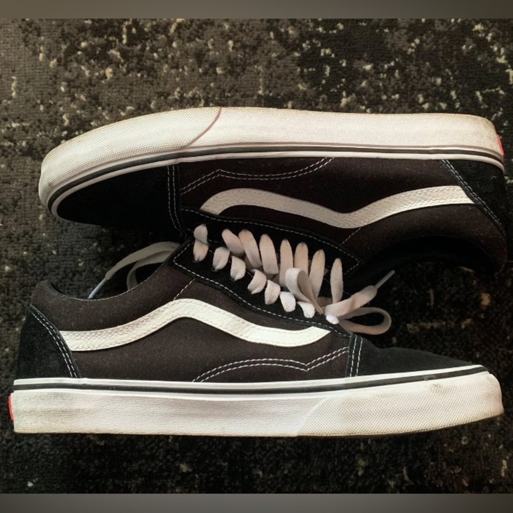vans black old skool sneakers